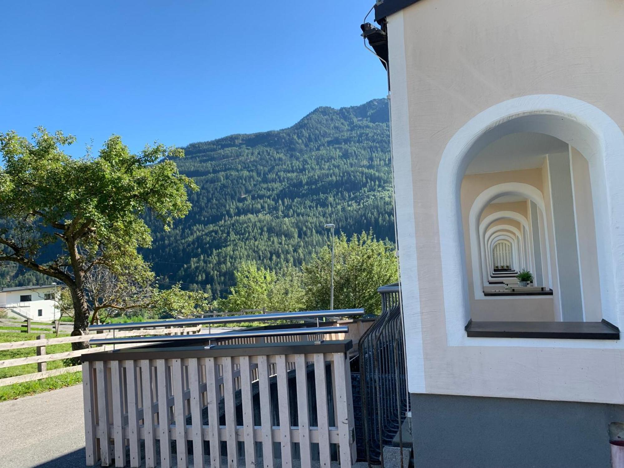 Fliess Apartment Bagian luar foto